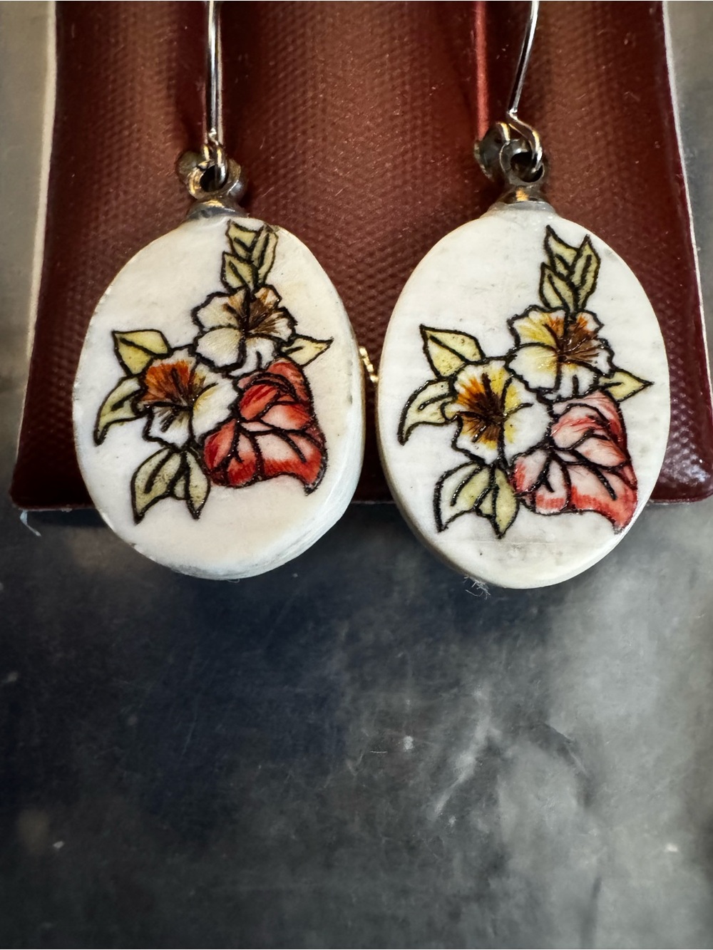 Vintage Hand-Painted White Floral Drop Earrings with Pink and Yellow Accent